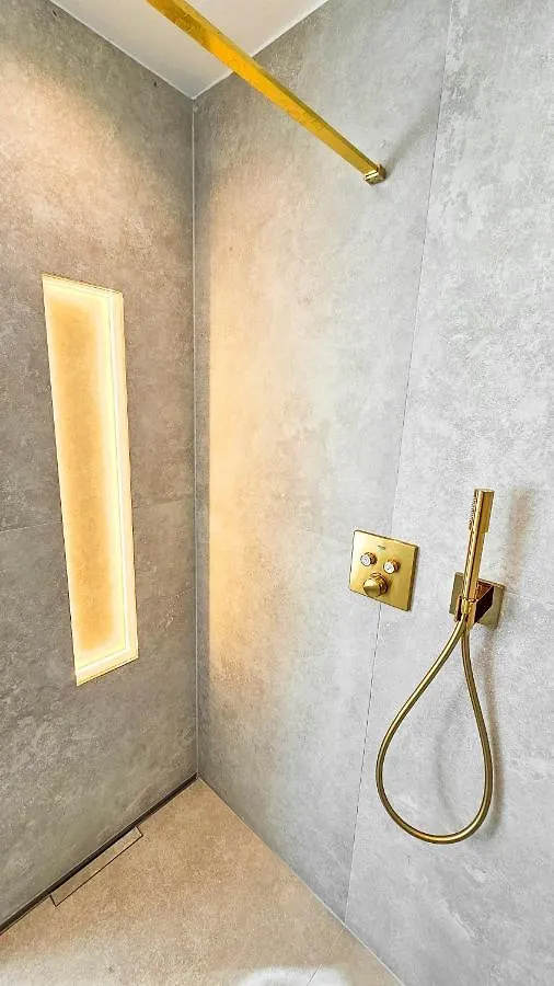 Luxus Neubau 65M² City Wohnung: R Monaco di Baviera